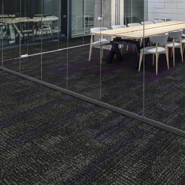 พรมปูพื้นลวดลายร่วมสมัยจากพรมแผ่น carpet inter เหมาะตกแต่งออฟฟิศให้โดดเด่นและดูมีมิติ