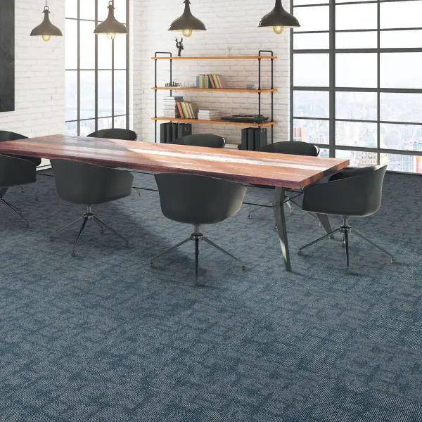 พรมปูพื้นดีไซน์โมเดิร์นจากพรมแผ่น carpet inter ช่วยสร้างบรรยากาศห้องประชุมให้ดูโปรลึกทันสมัย